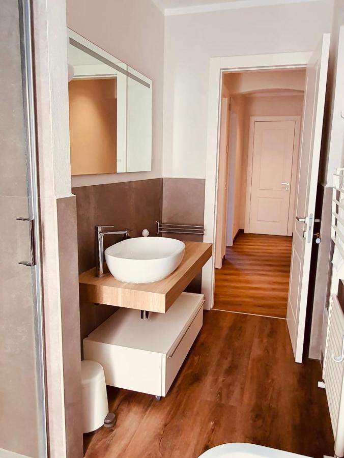 The Square Of Miracles Apartment Pisa Bagian luar foto
